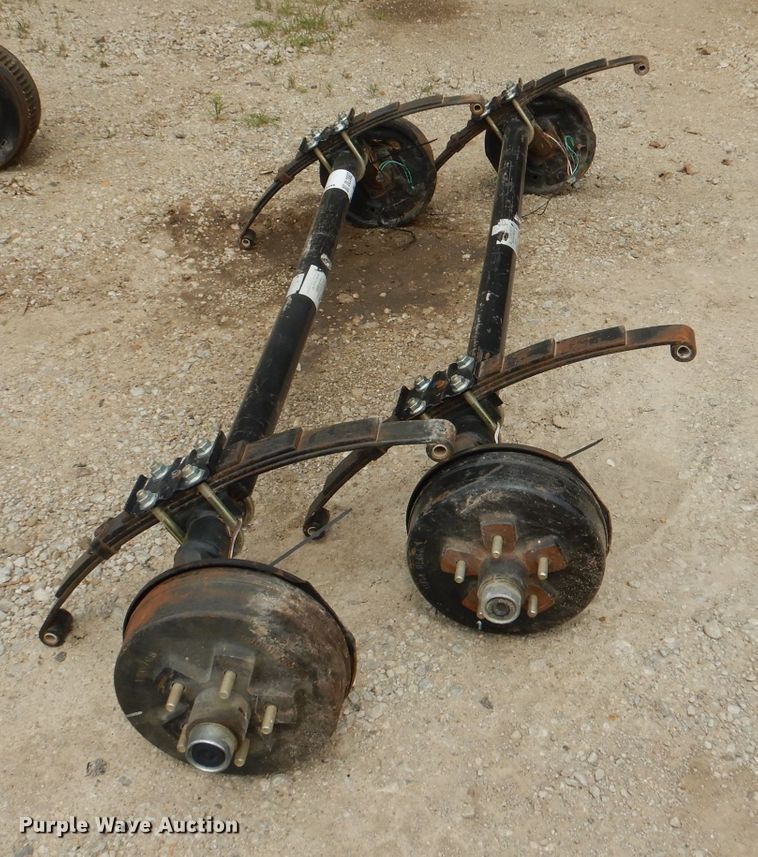 (2) Dexter axles in Rantoul, KS Item DL2882 sold Purple Wave