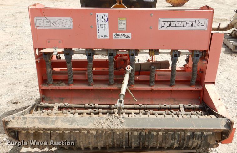 image for item DL2886 Befco Greenrite seeder