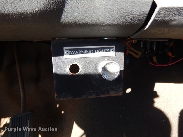 image for item DM2890 1985 Ford F800  pumper fire truck