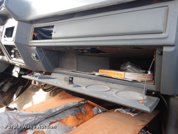 image for item DM2890 1985 Ford F800  pumper fire truck