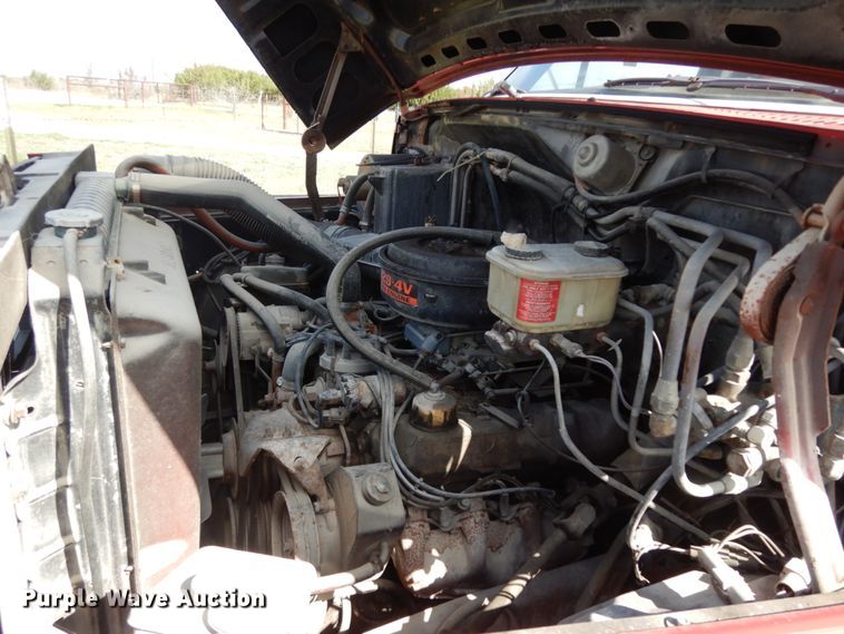 image for item DM2890 1985 Ford F800  pumper fire truck