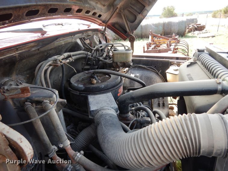 image for item DM2890 1985 Ford F800  pumper fire truck