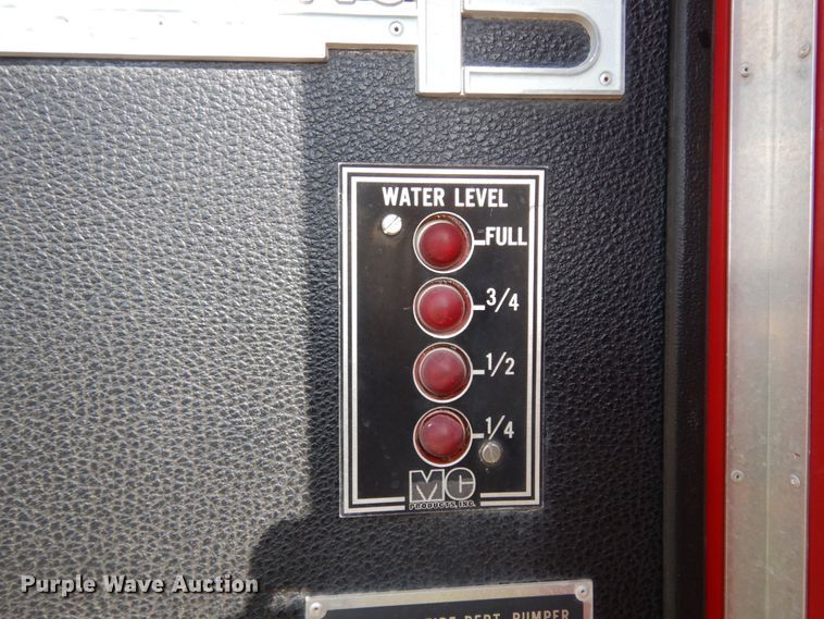 image for item DM2890 1985 Ford F800  pumper fire truck