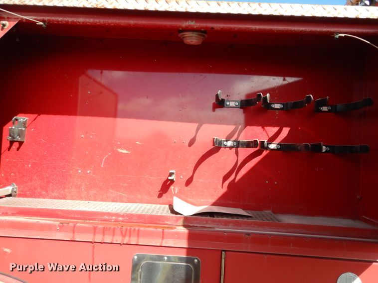 image for item DM2890 1985 Ford F800  pumper fire truck