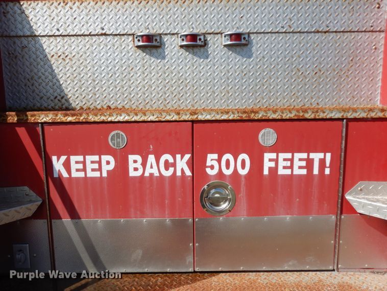 image for item DM2890 1985 Ford F800  pumper fire truck