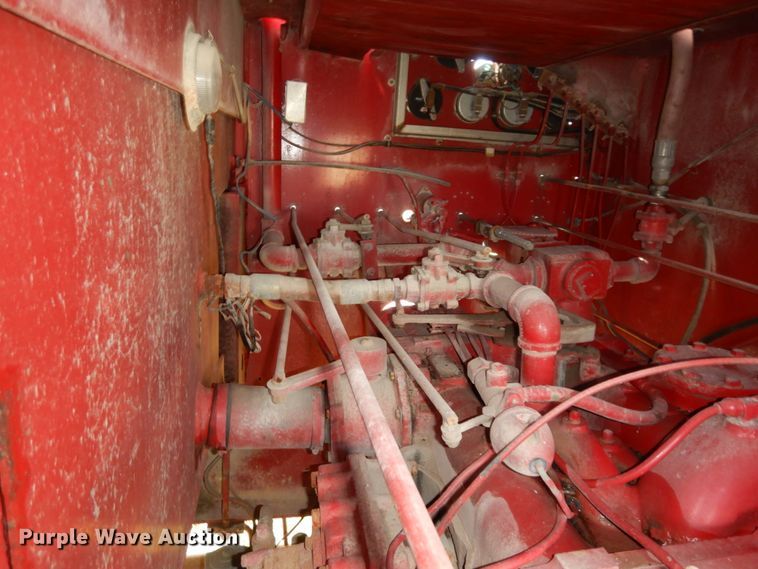 image for item DM2890 1985 Ford F800  pumper fire truck