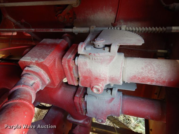 image for item DM2890 1985 Ford F800  pumper fire truck