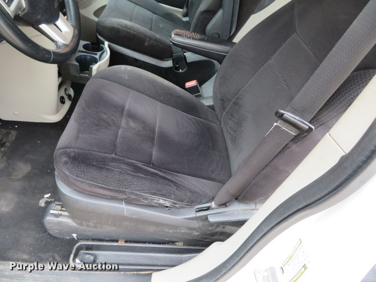 image for item DN5766 2014 Dodge Grand Caravan  van