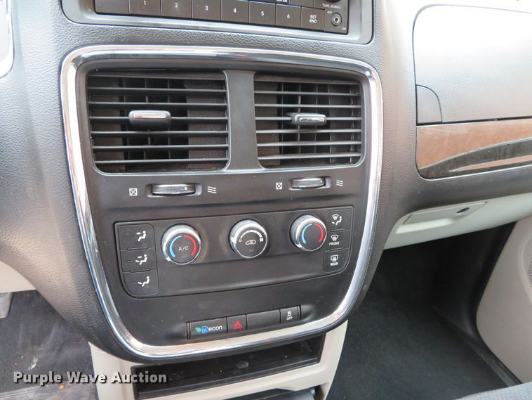 image for item DN5766 2014 Dodge Grand Caravan  van