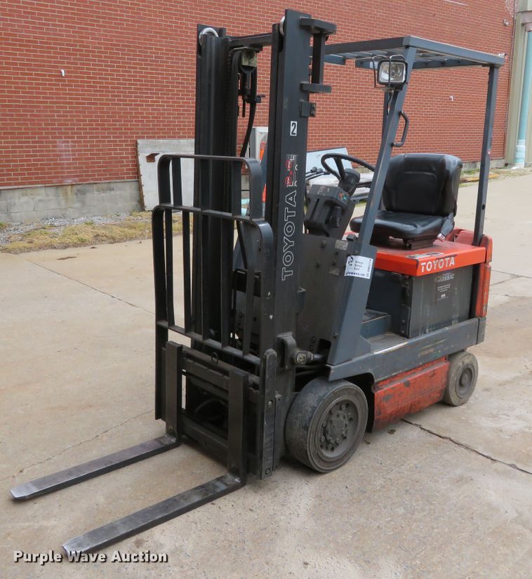 image for item DN5774 Toyota 5FBCU15  forklift