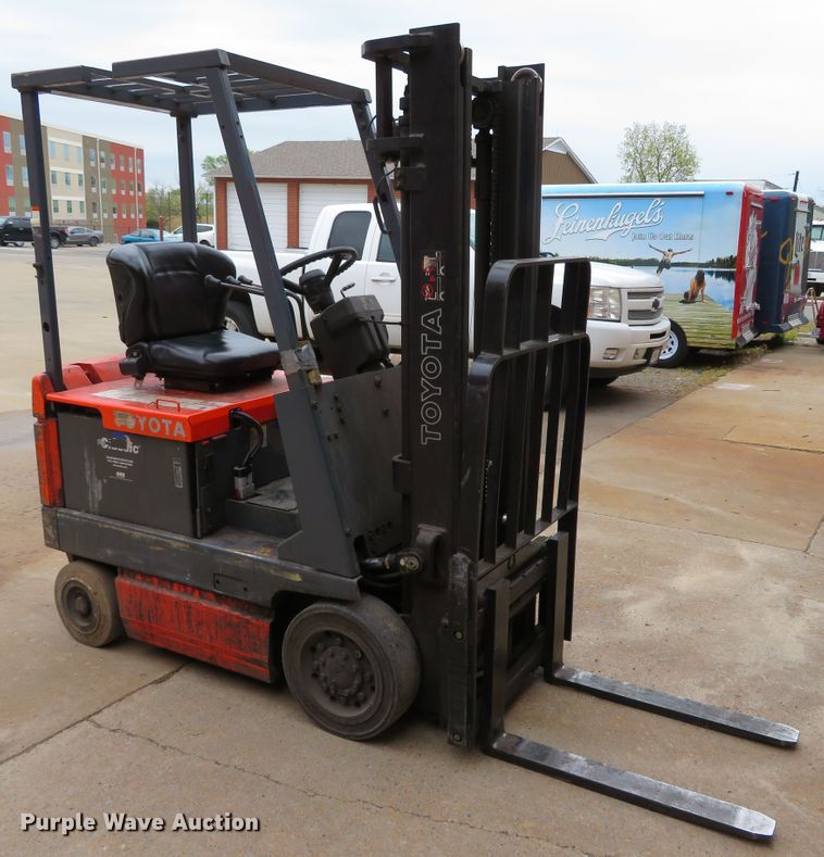 image for item DN5774 Toyota 5FBCU15  forklift