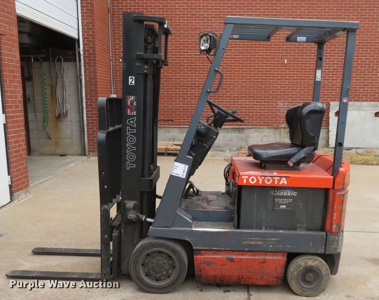 image for item DN5774 Toyota 5FBCU15  forklift