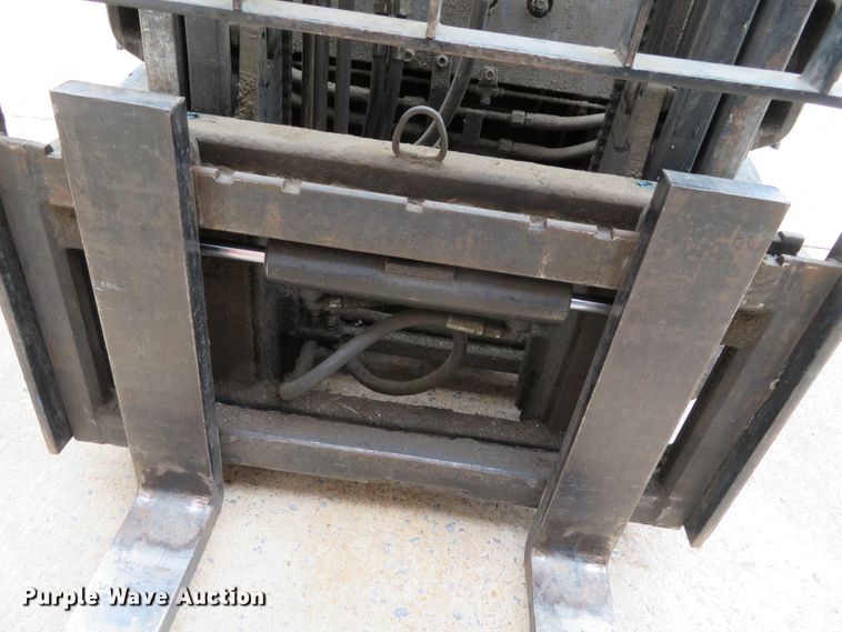 image for item DN5774 Toyota 5FBCU15  forklift