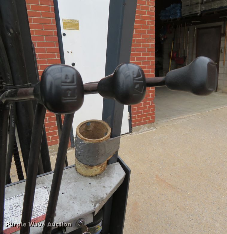 image for item DN5774 Toyota 5FBCU15  forklift