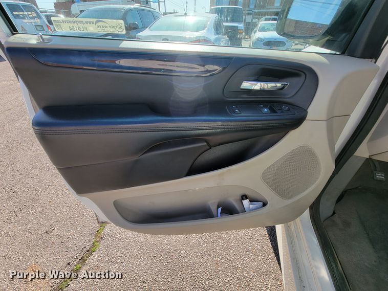 image for item FL9154 2012 Dodge Grand Caravan  handicap accessible van