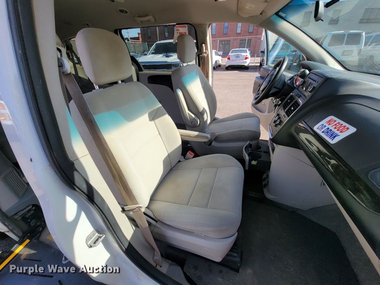 image for item FL9154 2012 Dodge Grand Caravan  handicap accessible van