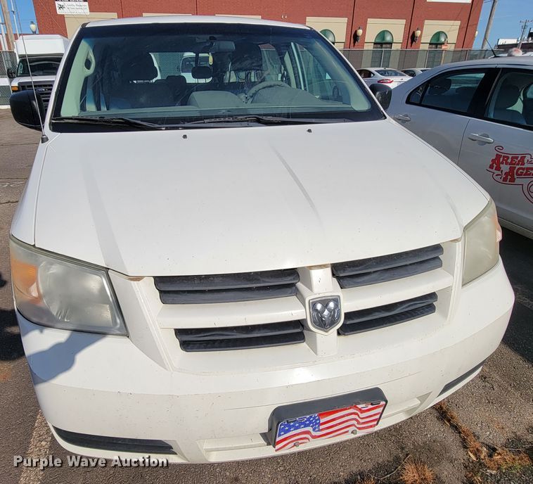 image for item FL9155 2010 Dodge Grand Caravan  van