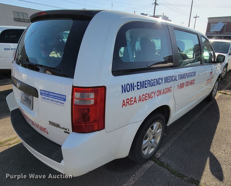 image for item FL9155 2010 Dodge Grand Caravan  van
