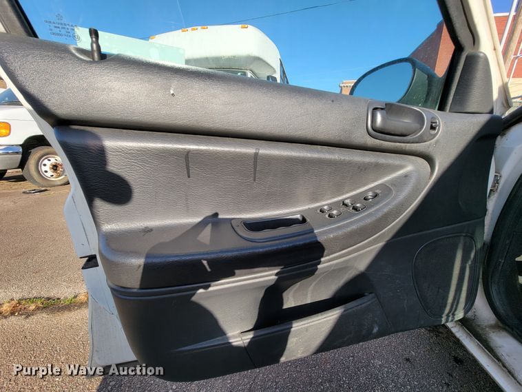 image for item FL9157 2006 Dodge Stratus