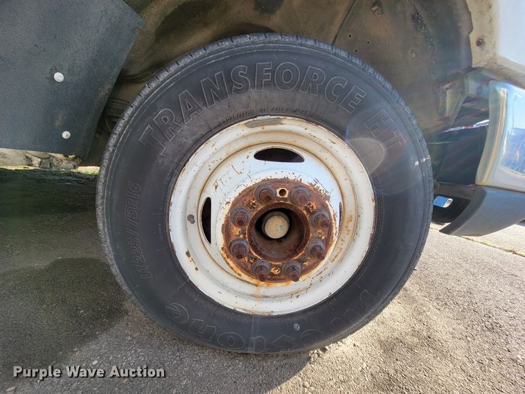 image for item FL9158 2008 Ford E450  shuttle bus