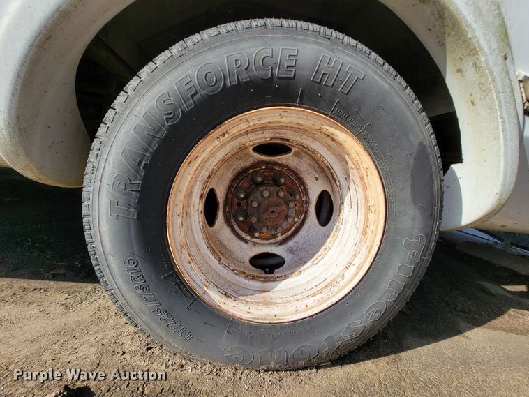 image for item FL9158 2008 Ford E450  shuttle bus