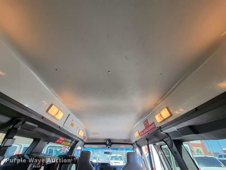 image for item FL9160 2011 Ford E350 Super Duty  handicap accessible van