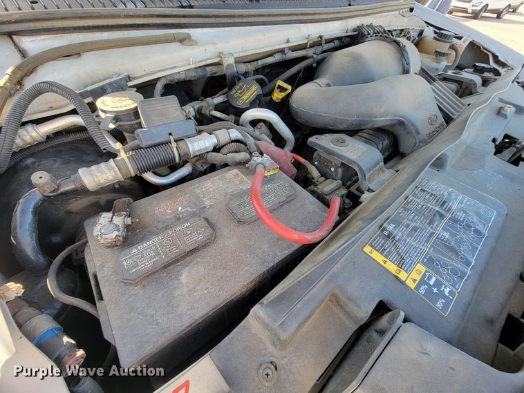 image for item FL9160 2011 Ford E350 Super Duty  handicap accessible van