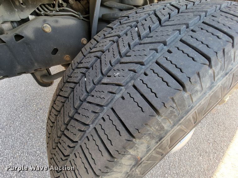 image for item FL9160 2011 Ford E350 Super Duty  handicap accessible van