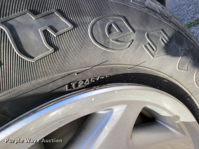 image for item FL9160 2011 Ford E350 Super Duty  handicap accessible van