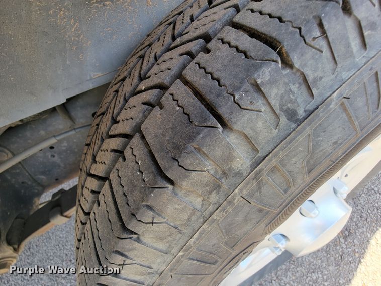 image for item FL9160 2011 Ford E350 Super Duty  handicap accessible van