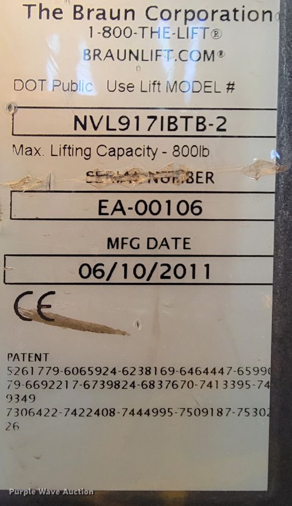 image for item FL9161 2011 Ford E350 Super Duty  handicap accessible van