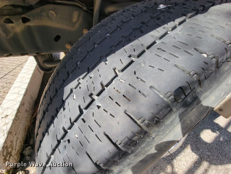 image for item FL9161 2011 Ford E350 Super Duty  handicap accessible van