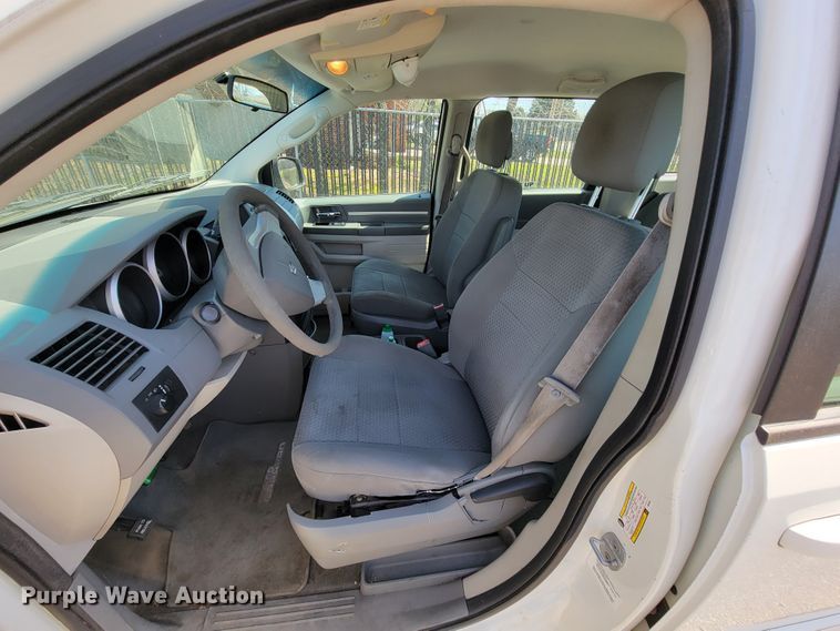 image for item FL9162 2010 Dodge Grand Caravan  van