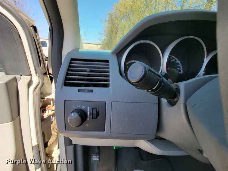 image for item FL9162 2010 Dodge Grand Caravan  van