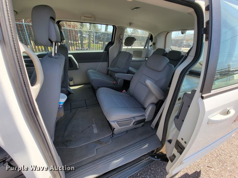 image for item FL9162 2010 Dodge Grand Caravan  van