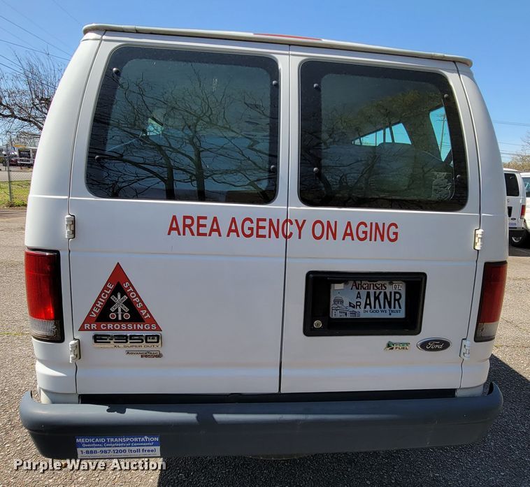 image for item FL9163 2010 Ford E350 Super Duty  van