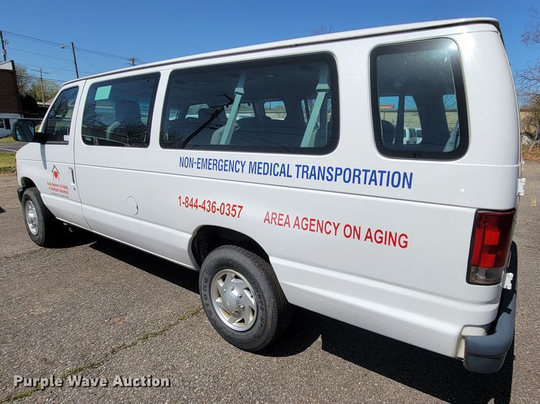 image for item FL9163 2010 Ford E350 Super Duty  van