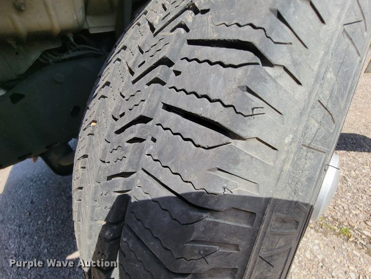 image for item FL9163 2010 Ford E350 Super Duty  van