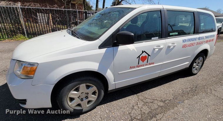 image for item FL9165 2010 Dodge Grand Caravan  van