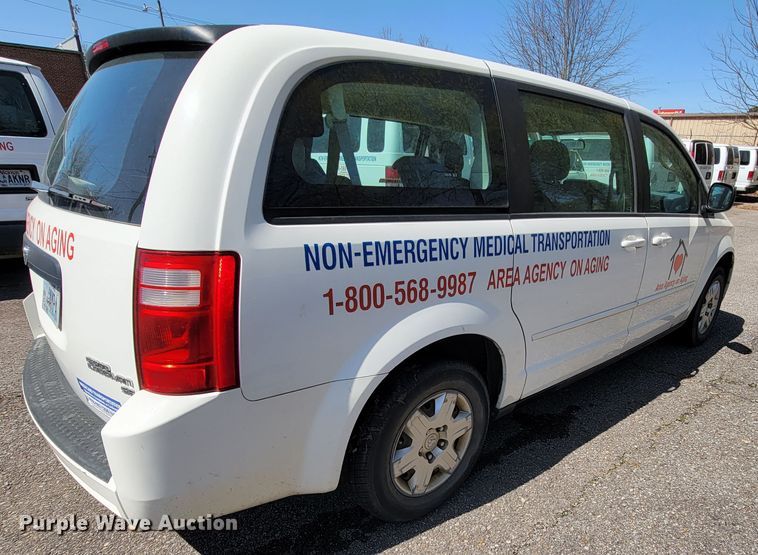 image for item FL9165 2010 Dodge Grand Caravan  van