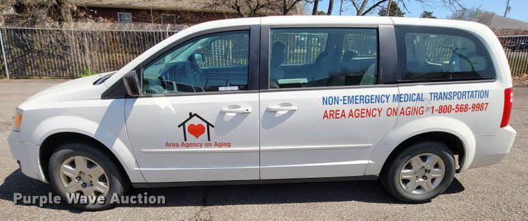 image for item FL9165 2010 Dodge Grand Caravan  van