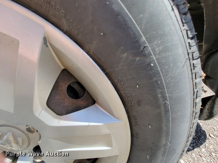 image for item FL9165 2010 Dodge Grand Caravan  van