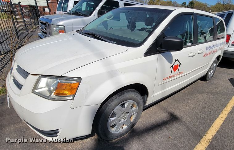 image for item FL9166 2010 Dodge Grand Caravan  van