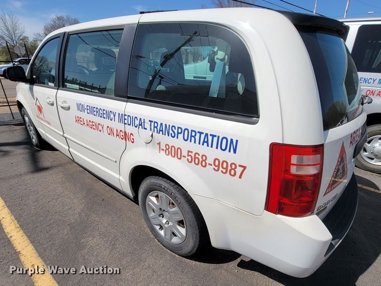 image for item FL9166 2010 Dodge Grand Caravan  van