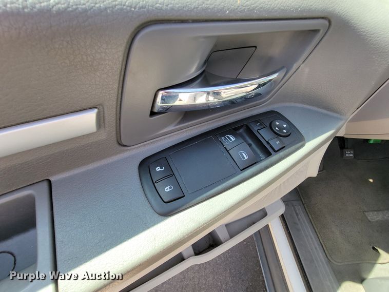 image for item FL9166 2010 Dodge Grand Caravan  van