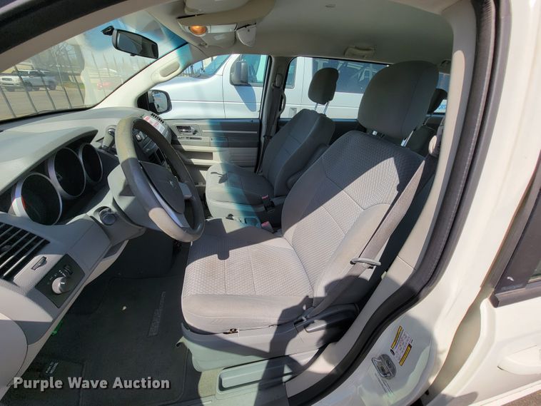 image for item FL9166 2010 Dodge Grand Caravan  van