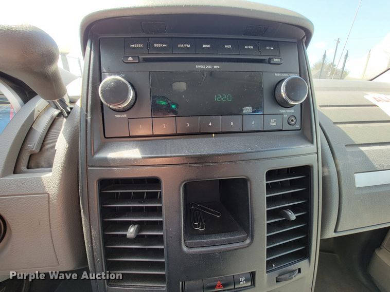 image for item FL9166 2010 Dodge Grand Caravan  van