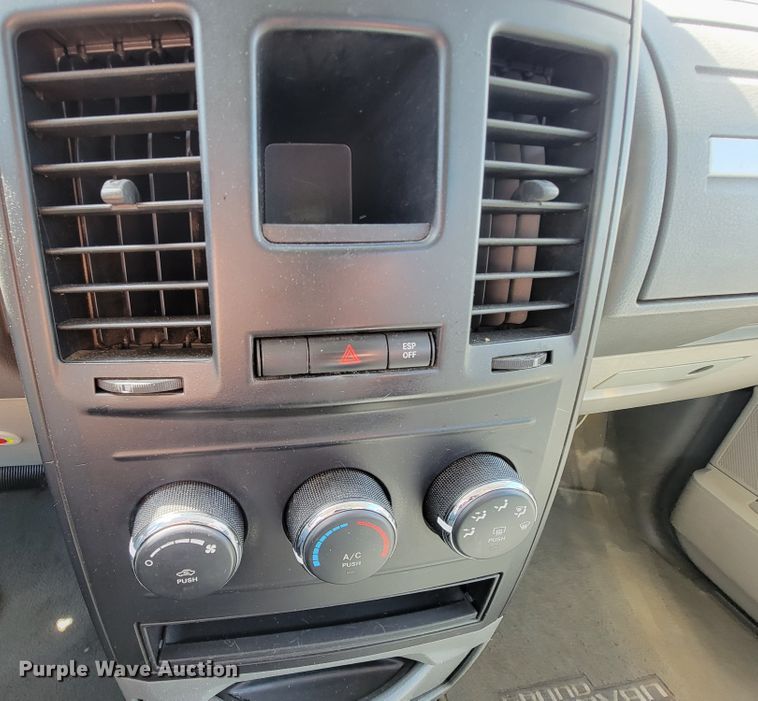 image for item FL9166 2010 Dodge Grand Caravan  van