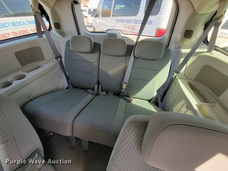 image for item FL9166 2010 Dodge Grand Caravan  van