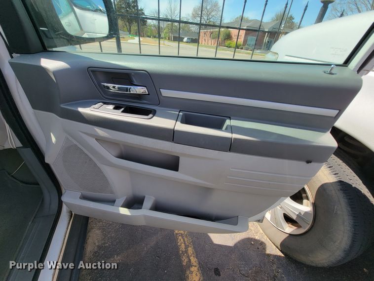 image for item FL9166 2010 Dodge Grand Caravan  van